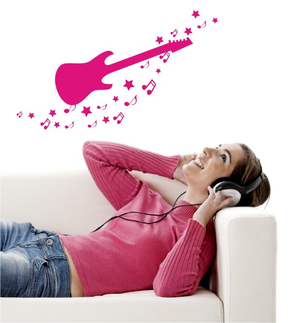 Gitarre mit Musiknoten als Wandtattoo