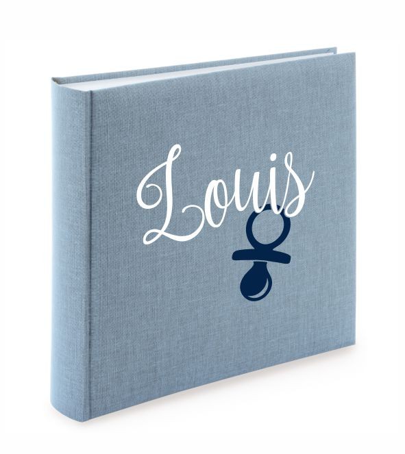 Album mit Name und Schnuller