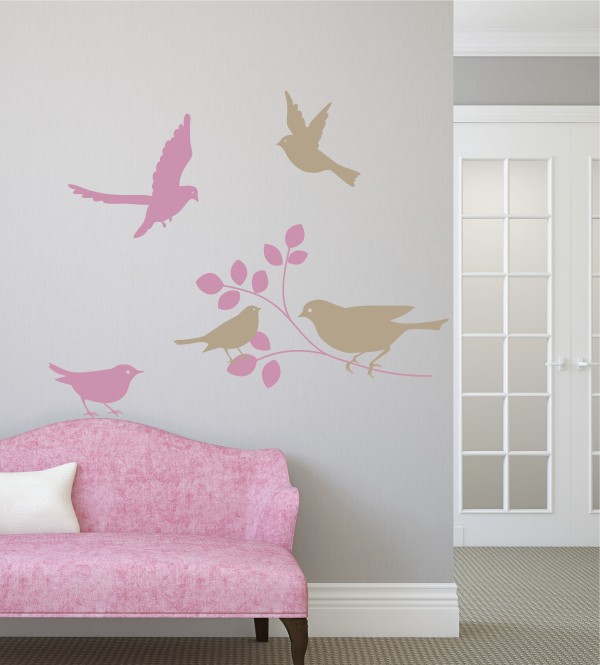 Vogelschwarm als zweifarbiges Wandtattoo.