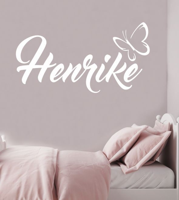 Wandtattoo Name und Schmetterling