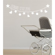 Girlande mit Namen und Datum als Wandtattoo