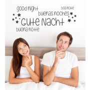 Gute Nacht als mehrschprachiges Wandtattoo