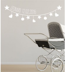 Girlande mit Namen und Datum als Wandtattoo